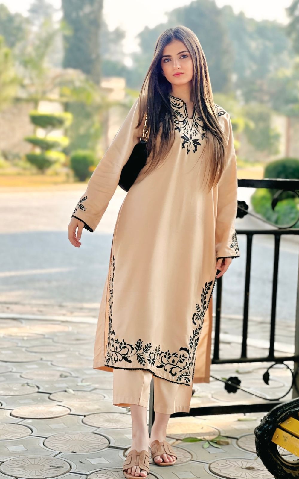 Best Selling - Graneut Embroidered 2-Piece